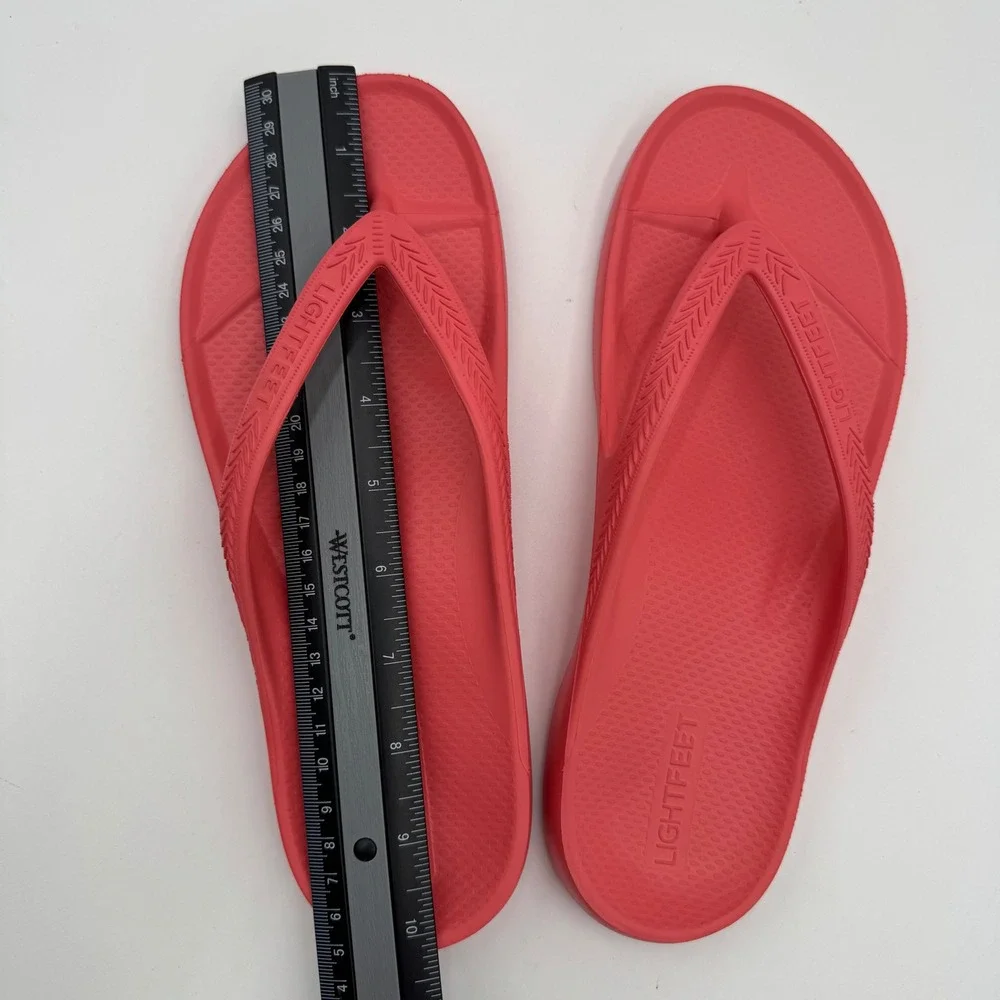 Lightfeet Arch Support Flip Flops Sandals Women 9 / Men 8 Coral Beach Vacation